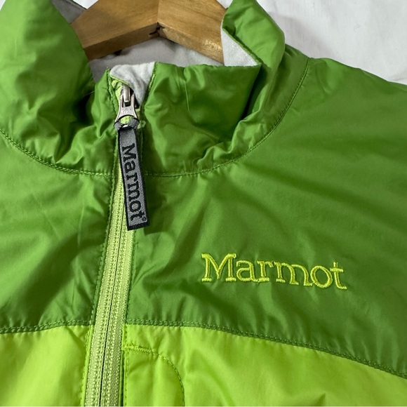 G84. Women’s Marmot Green‎ light spring Jacket (XL) - Picture 3 of 8